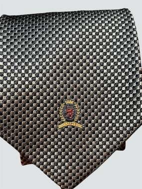 Tommy Hilfiger 100% Silk Necktie featuring a classic grey and black houndstooth